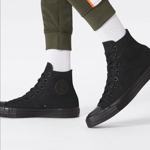 Classic Chuck Taylor Converse Mens